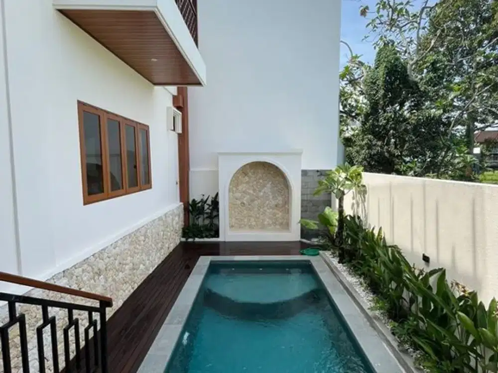 Spacious 4 Bedroom Villa With Private Pool For Long Term Rent In Berawa, Canggu