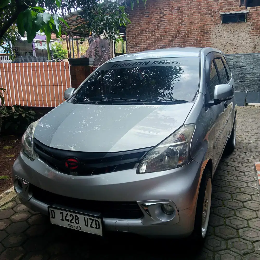 Daihatsu Xenia 2012 Bensin