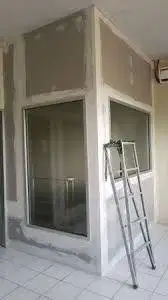 Plafon Sekat - Partisi Gypsum - PVC + Kusen Aluminium - Alumunium WPC