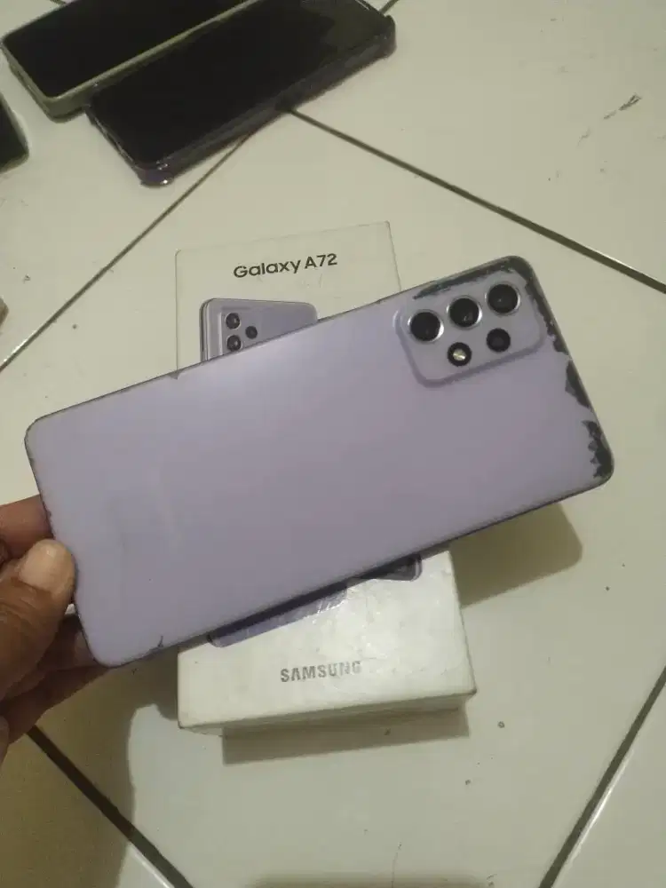 Samsung A72   8+4/256   Fingerprint aktif di layar LCD minus retak