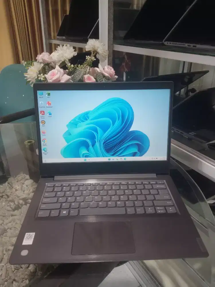 Laptop Lenovo V14 Core I3 Gen 10 Ram 8 Ssd 256