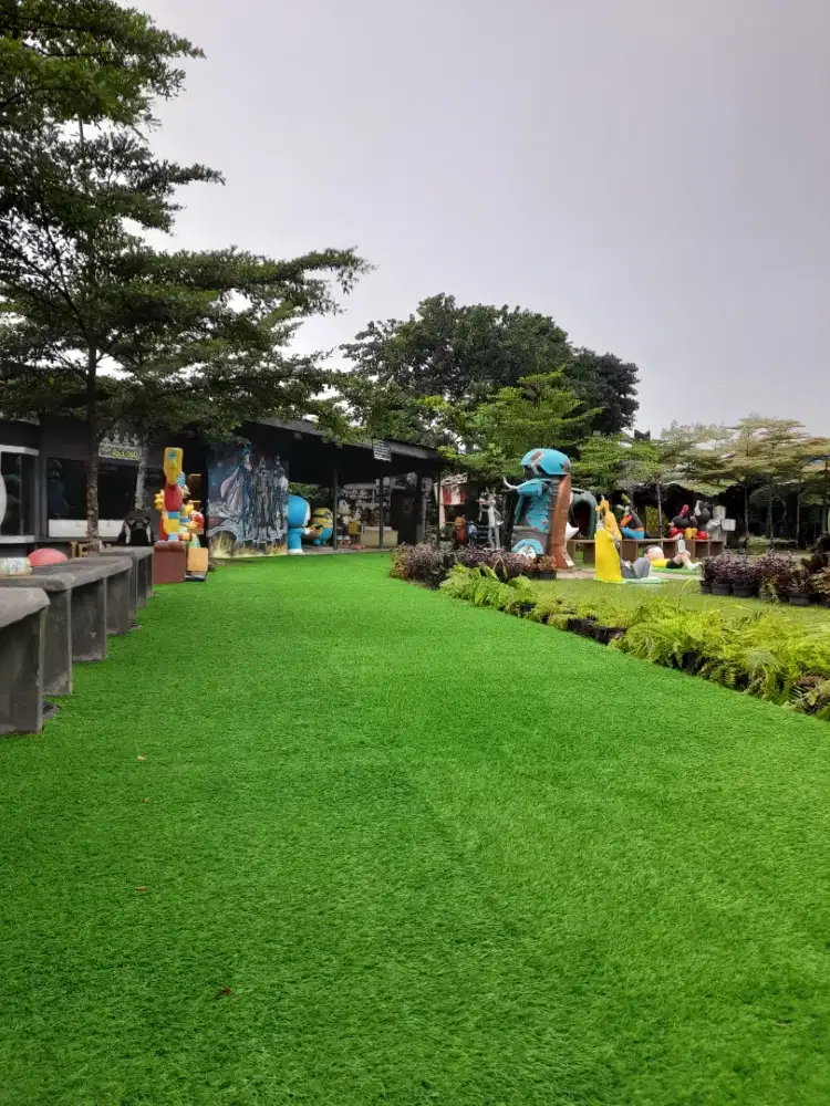 RUMPUT SINTETIS-RUMPUT SINTETIS COCOK UNTUK AREA SEKOLAH DAN KANTOR