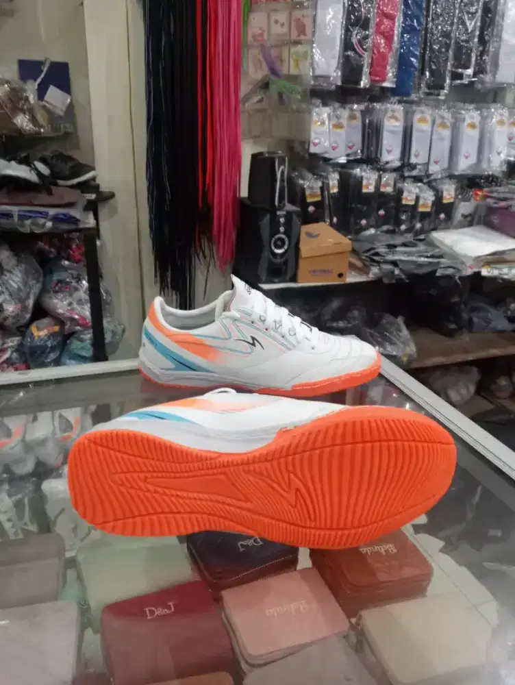 Sepatu futsal promo