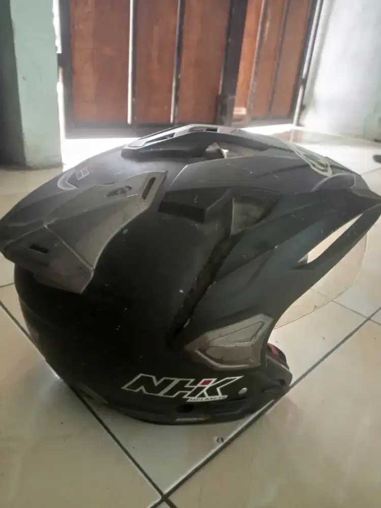Helmets NHK ukuran XL