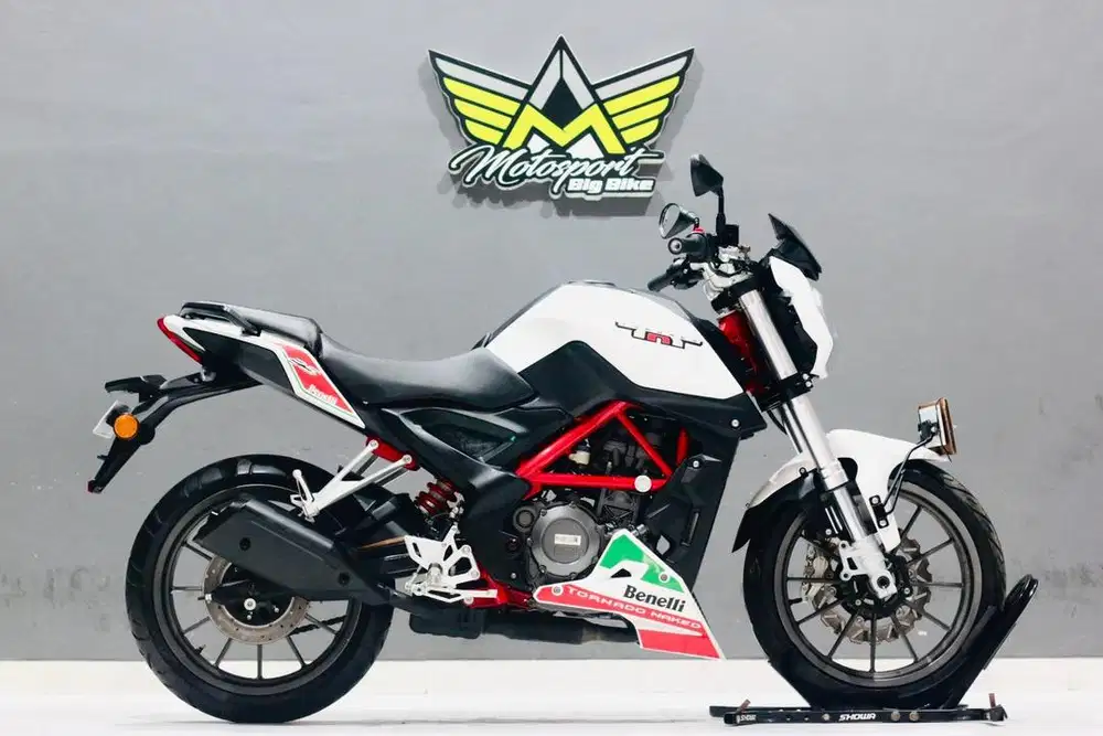 Benelli TNT 250 2023 like new mesin sehat unit seperti baru mulus bro