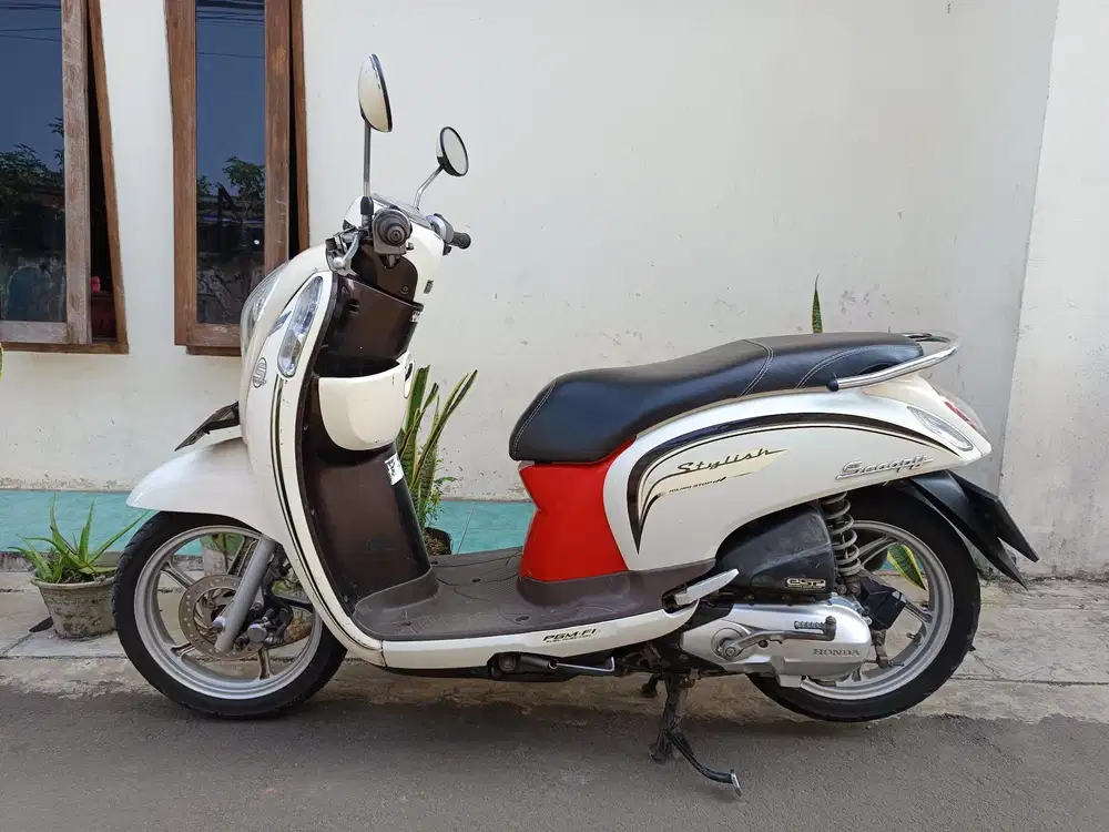 For sale scoopy esp 2017 bagus