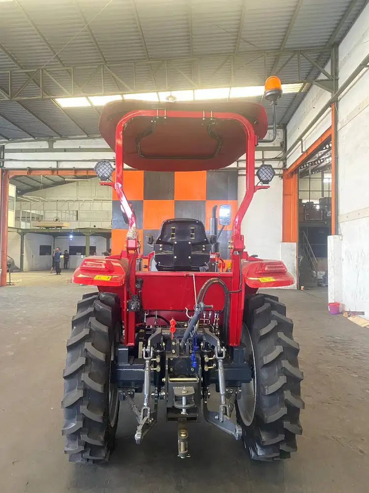 Traktor Roda 4 Tenaga 50 HP Merk GPM504 Termurah Sparepart Terjamin