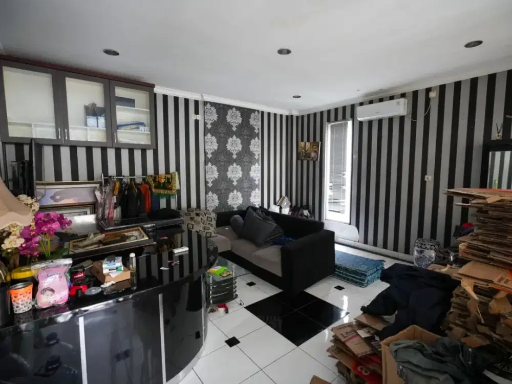 Dijual Gym dan CoffeeShop di Cipayung Jakarta Timur