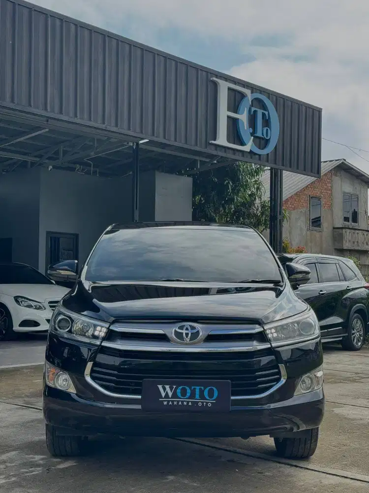 [ KM 81rb ] Toyota Innova Reborn 2.4 Diesel V Luxury AT 2019