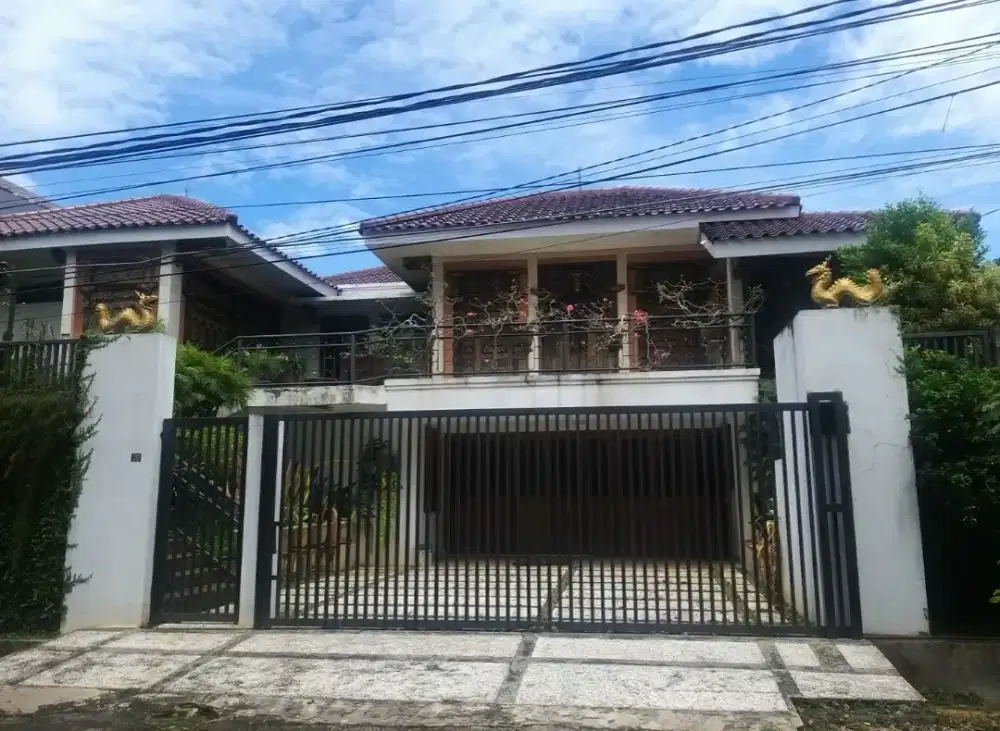 Rumah Hoek , Tenang , Nyaman dan Asri
