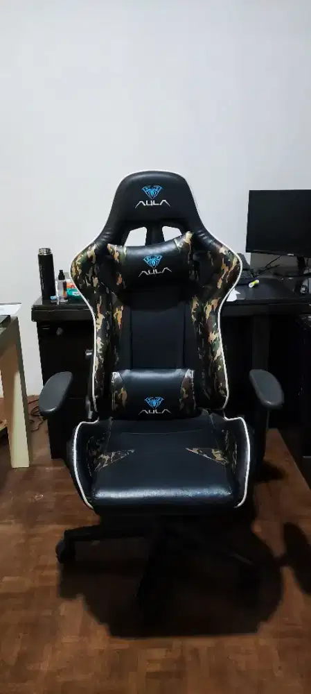 Kursi Gaming Aula Kursi Kantor Nyaman Kursi Direktur