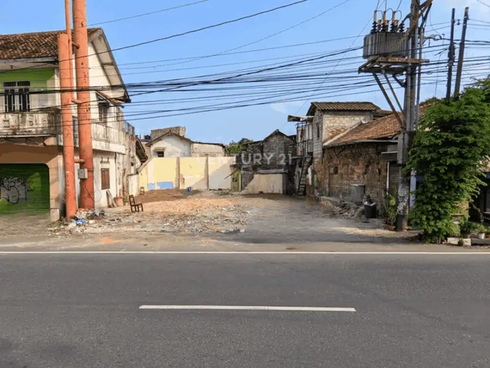 Tanah Di Jalan Laksda Adisutjipto Cocok Untuk Ruang Bisnis Usaha