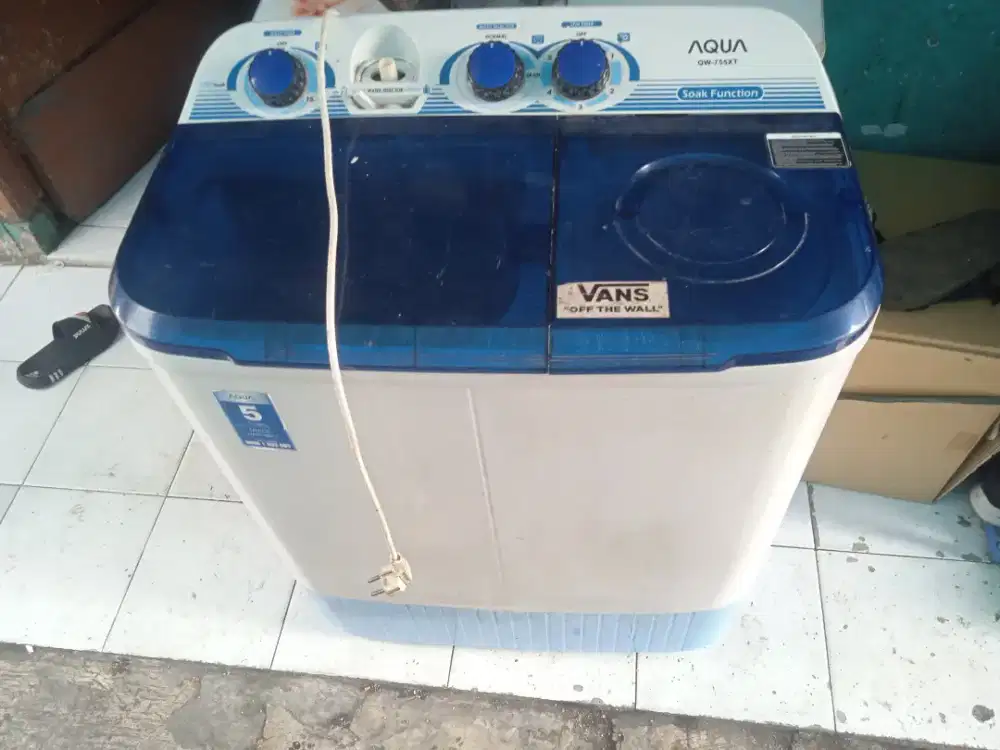 mesin cuci 2 tabung aqua