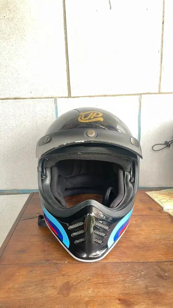Helm cakil dari jp