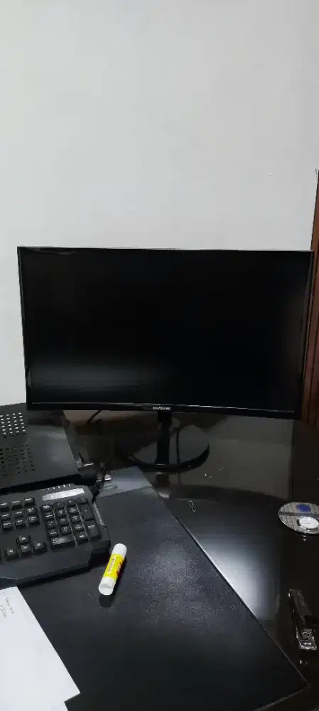 Monitor Samsung Curve 24 inch Monitor Gaming Kantor
