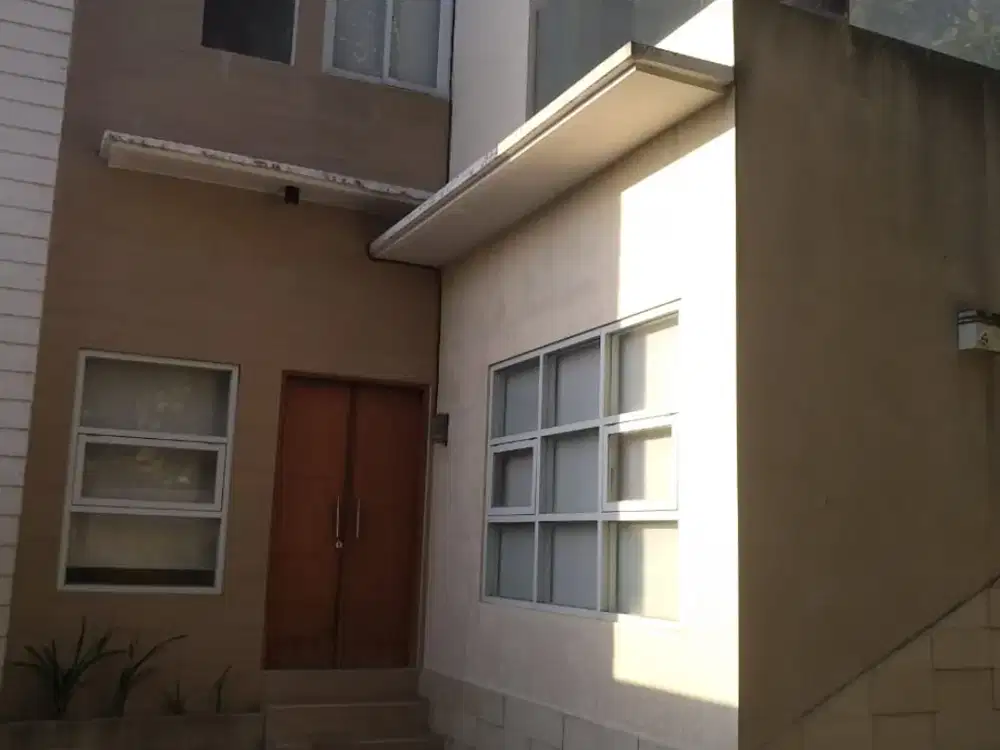 Dijual dan Disewakan Villa  di Sanur Mantion Sanur, Bali Villa 2 Lantai