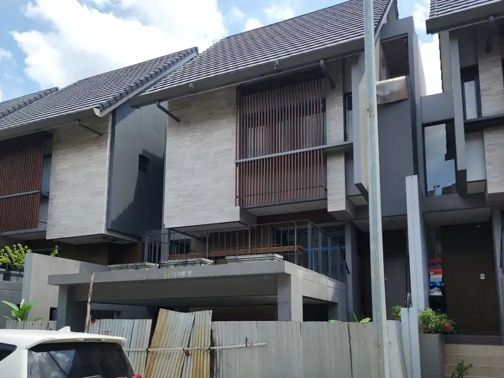 JUAL CLUSTER QUANTIS SIGNATURE BSD CITY RUMAH MEWAH, RAPIH, BARANG LANGKA - LIMITED EDITION