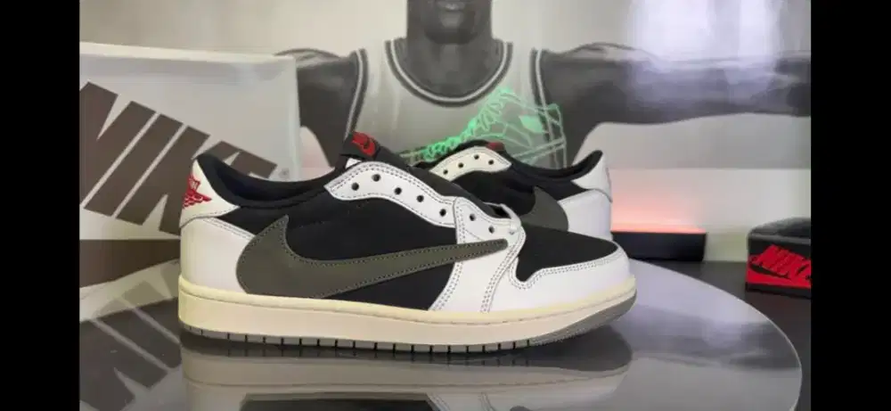 AJ 1 LOW TRAVIS SCOTT OLIVE japan