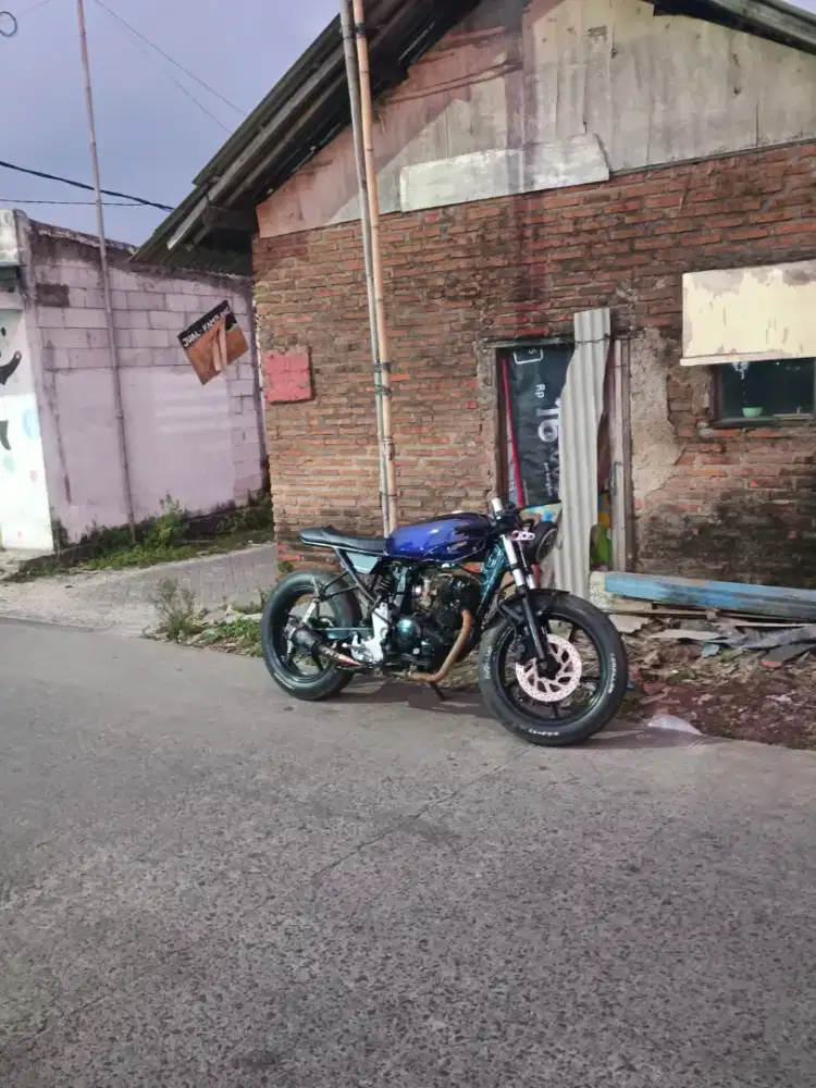 CAFERACER 150cc
