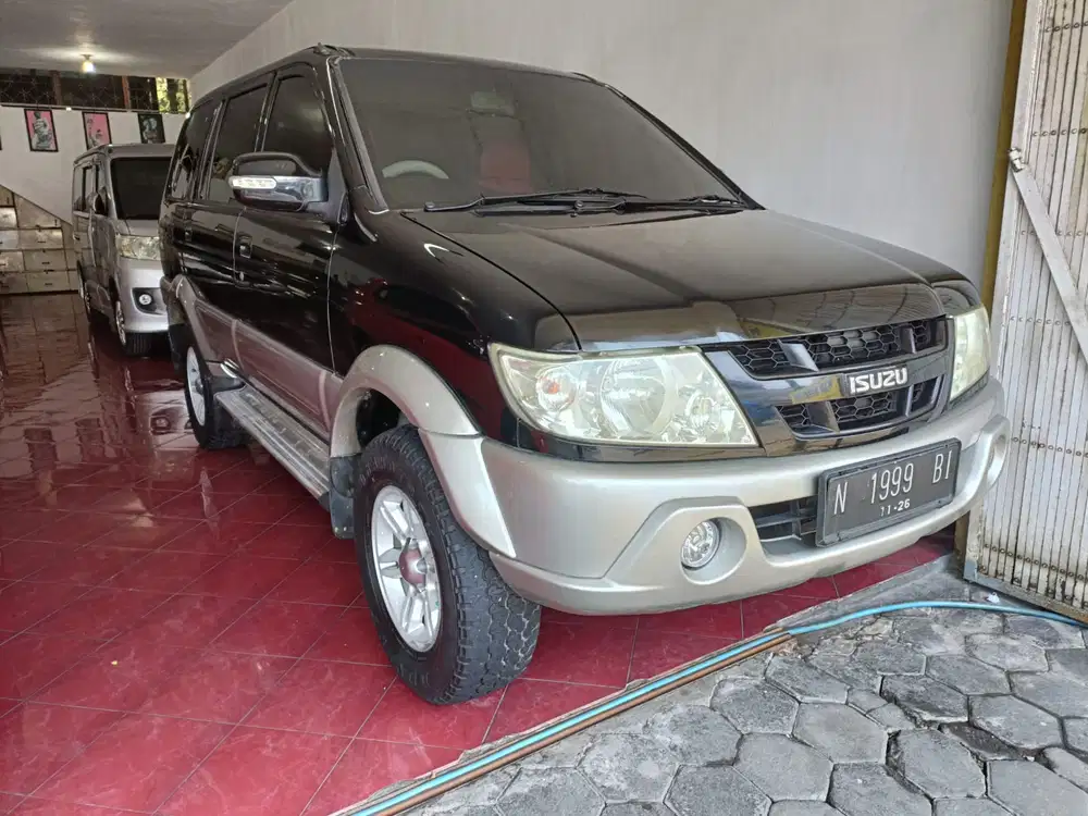 Isuzu Grand touring 2005 Diesel