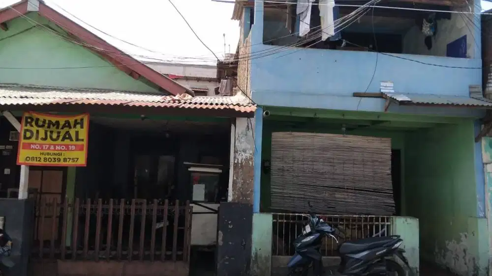 Dijual 2 Rumah Bersebelahan – Satu Paket Hunian & Investasi