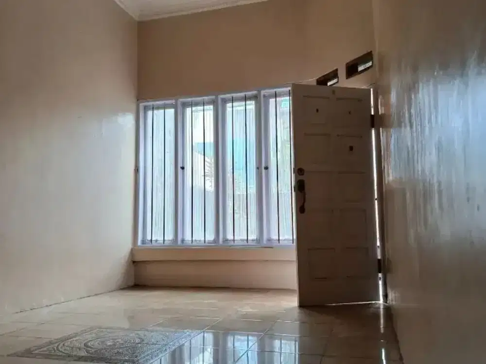 DISEWAKAN/DIKONTRAKAN RUMAH KOMPLEK SAYAP IBRAHIM ADJI BUAHBATU