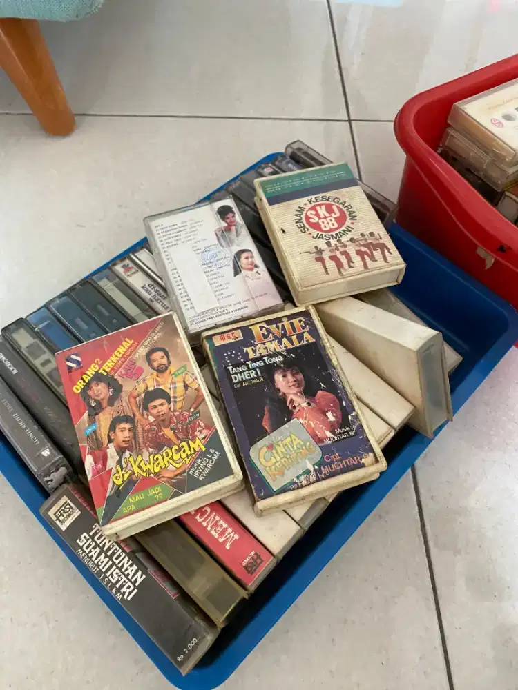 Jual kaset bekas indonesia dan padang