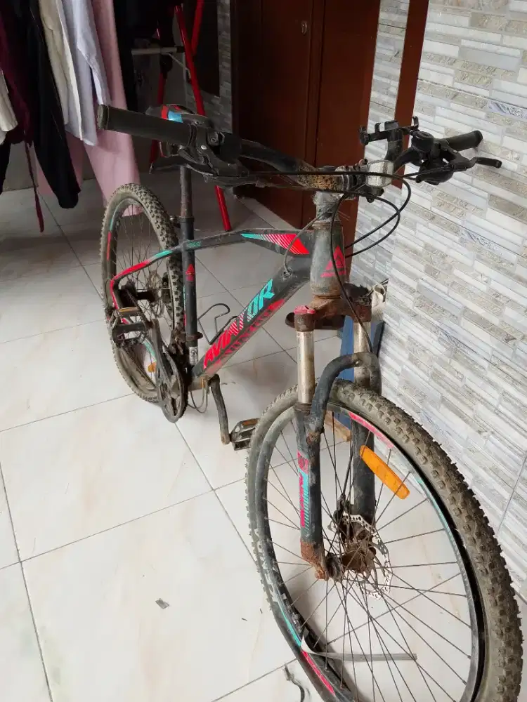 Sepeda gunung bekas