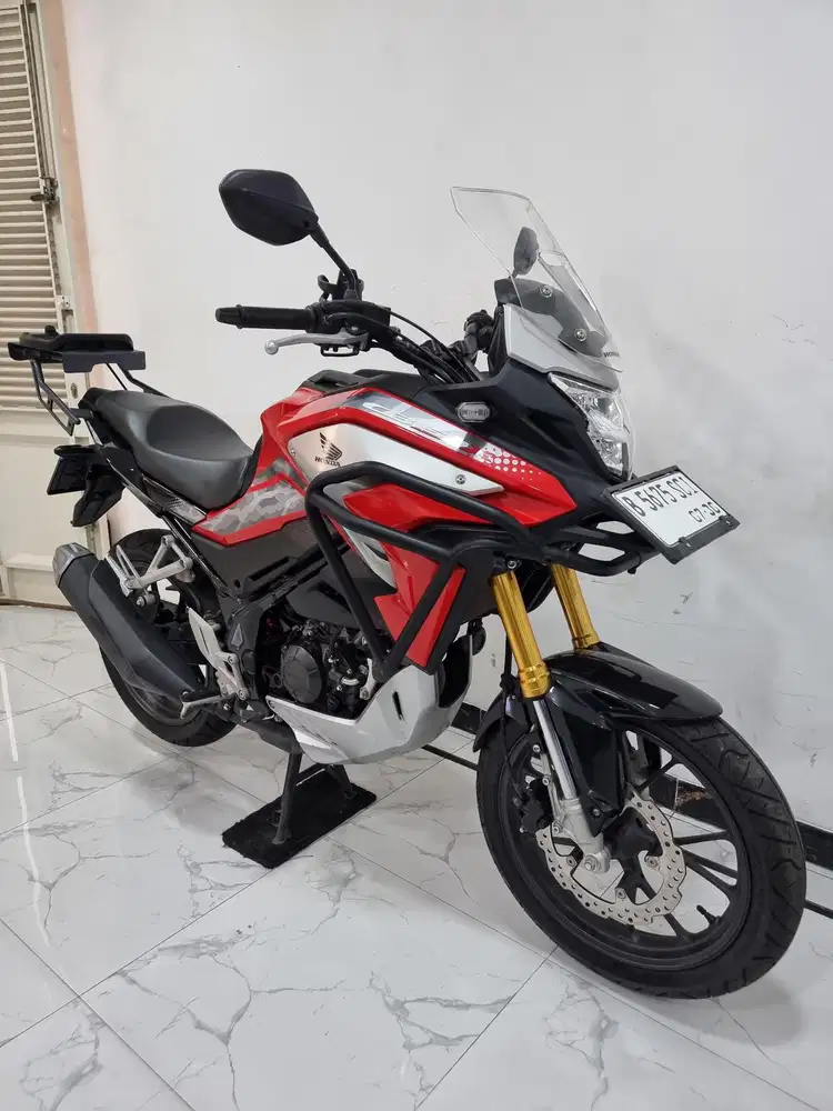 Honda CB 150 X USD LED Fi 2025 bln 7 B DKI Km 3 ribu DP 5 jtan CB150X
