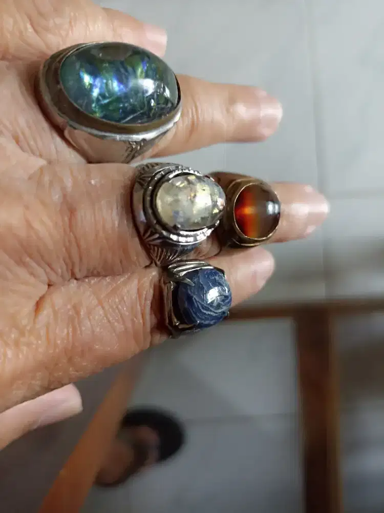 4 cincin batu akik