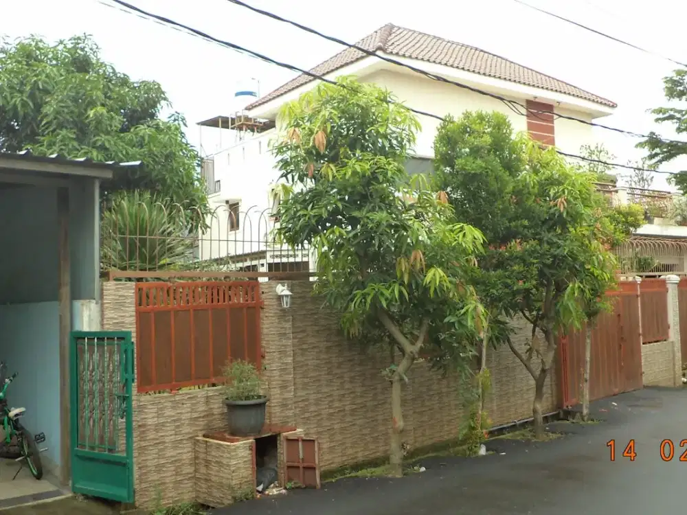 Dijual Cepat Rumah Bagus, Siap Huni, Hook, Dibawah Harga Pasaran, Dalam Komplek Perumahan, Pancoran Mas, Depok