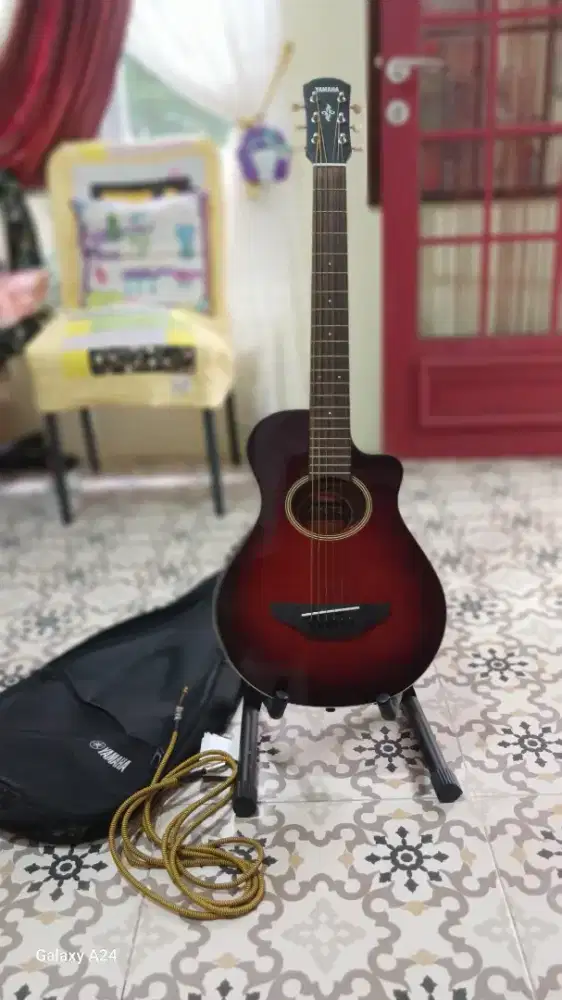 GITAR AKUSTIK YAMAHA
