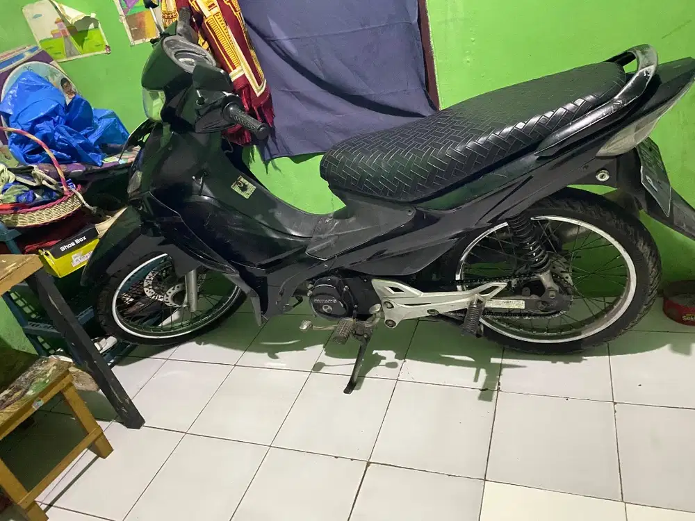 Suzuki Smash Titan 2008 Hitam Mesin Normal Surat Lengkap