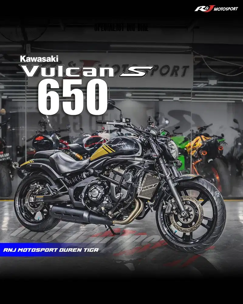 Kawasaki Vulcan 650 cc Warna Hitam Km 17.000an