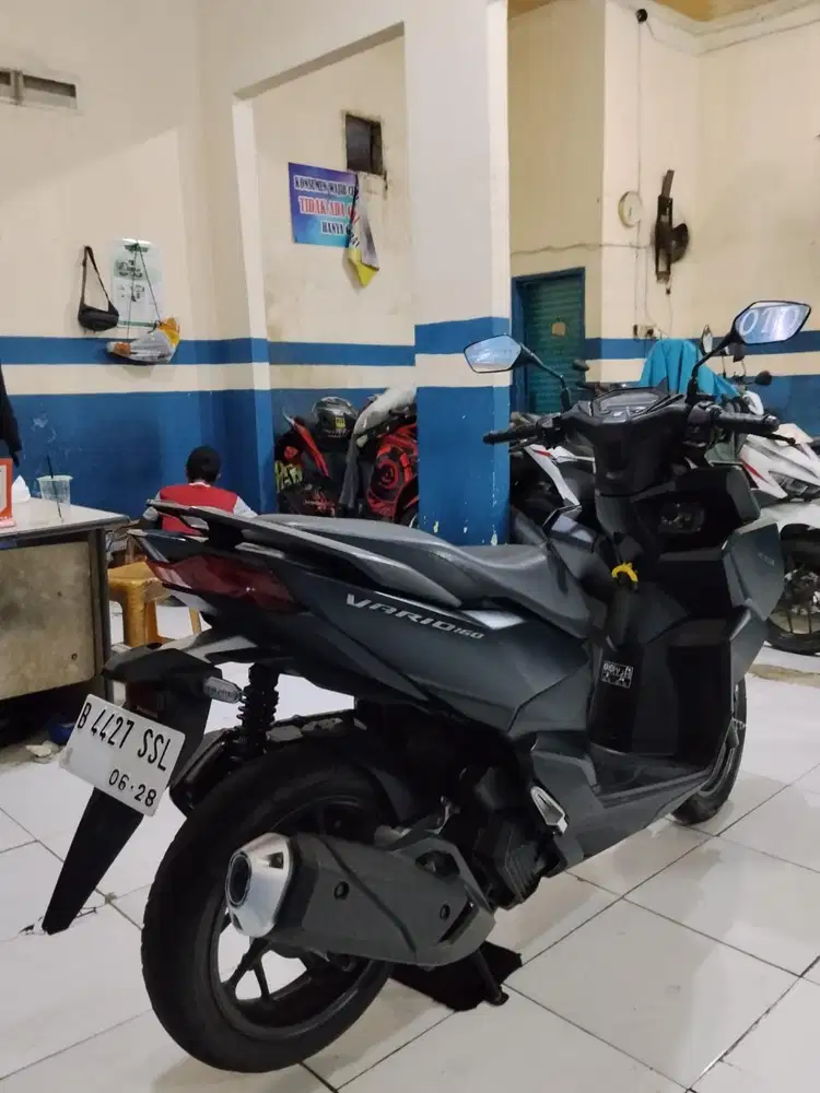 # forsale Honda Vario 160cc 2023 gres orisinil siap pakai