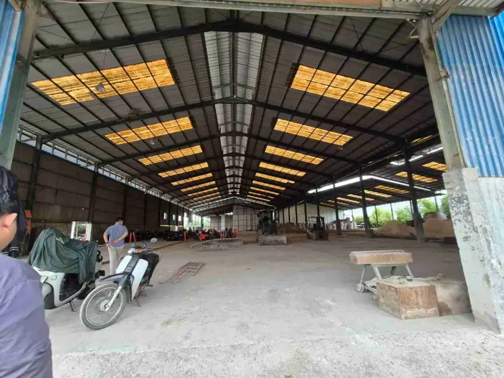 Disewakan  gudang dan lahan di tipar cakung