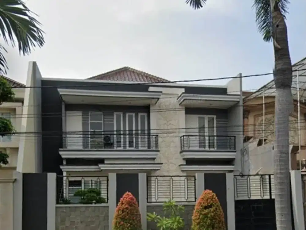 Rumah Dharmahusada Mas dekat Pakuwon City, Mulyosari, Sutorejo, Kenjeran (DNDGK)