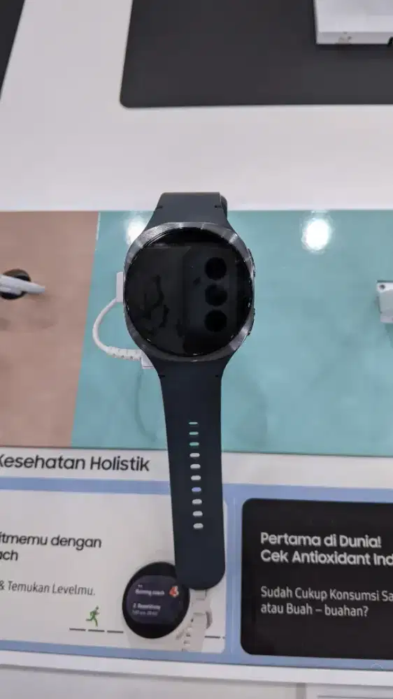 SAMSUNG WATCH 8