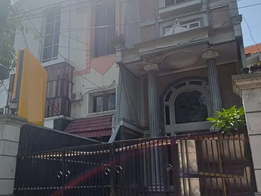 Dijual Ruko Di Raya Darmo Surabaya