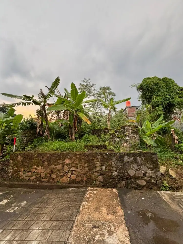 Jual tanah SHM 230m strategis untuk hunian dan usaha kos