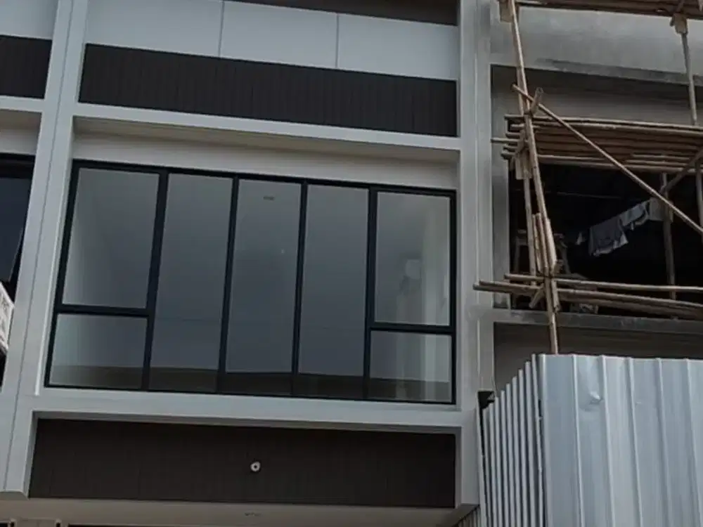 (WR) Sewa Ruko 2 lantai sebelah anchor Tenant