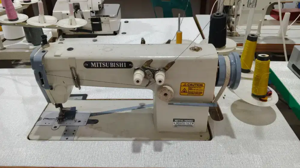Mesin jahit 2 jarum, jahit rantai Mitsubishi