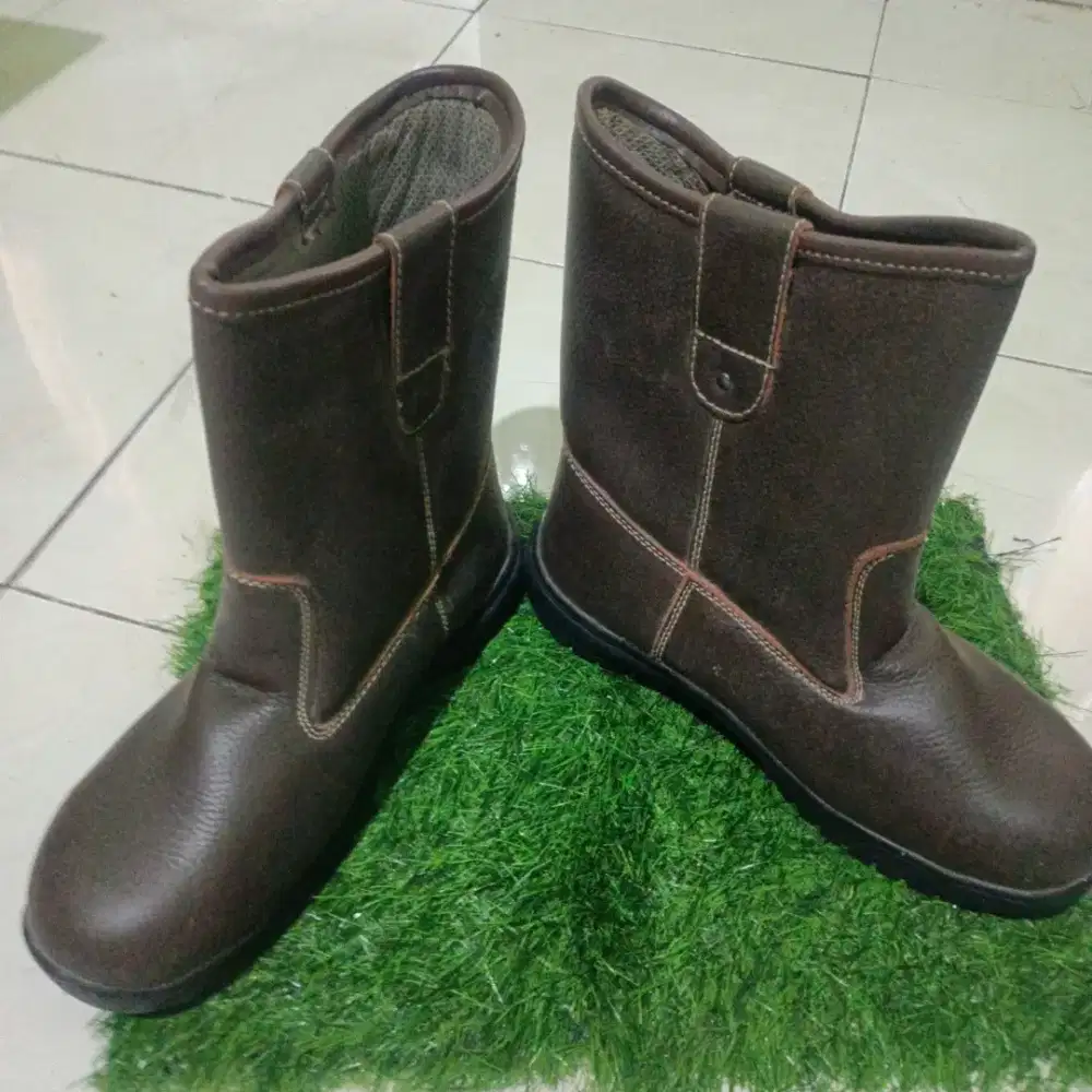 sepatu proyek kulit merk power kings