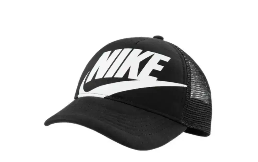 Nike Young Athlete
Rise Boy's Caps - Black
