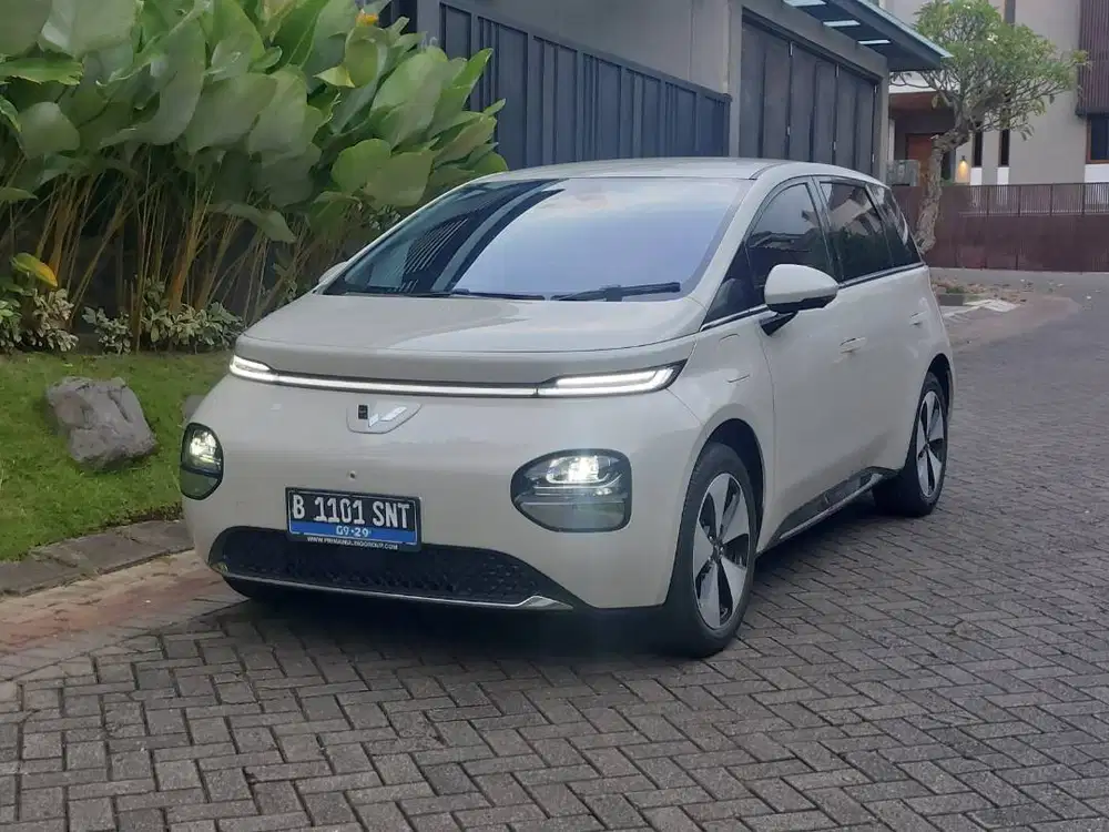 Wuling Cloud EV Pro 2024 Low KM 14R