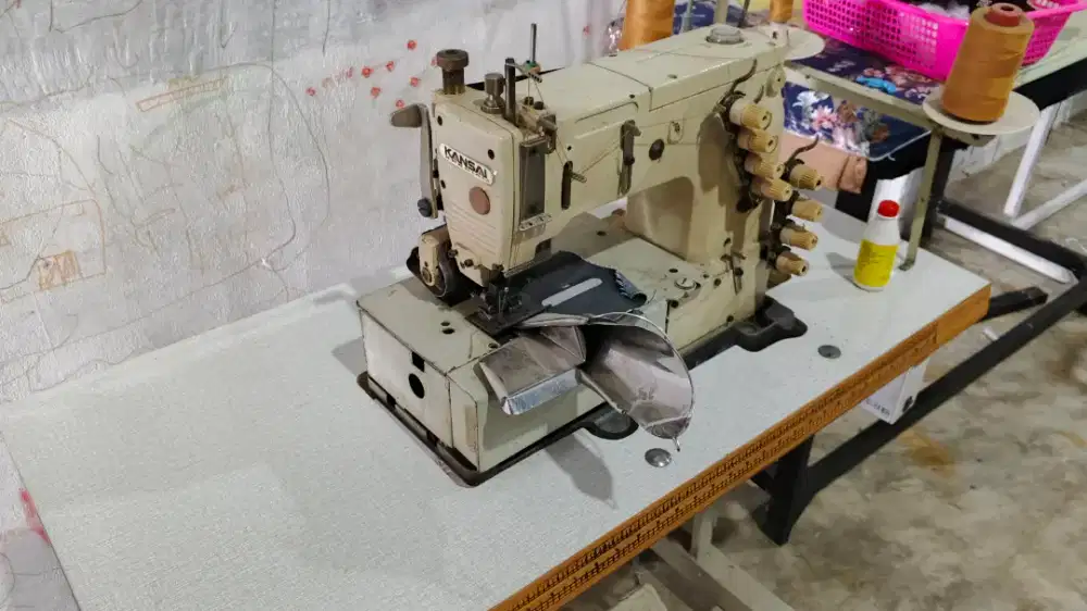 Mesin Ban pinggang Kansai Spesial