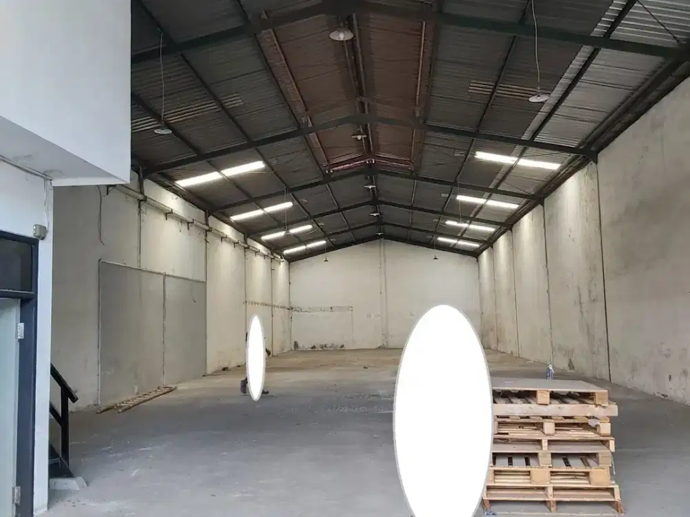 Dijual gudang Margomulyo  permai kondisi bagus, siap pakai