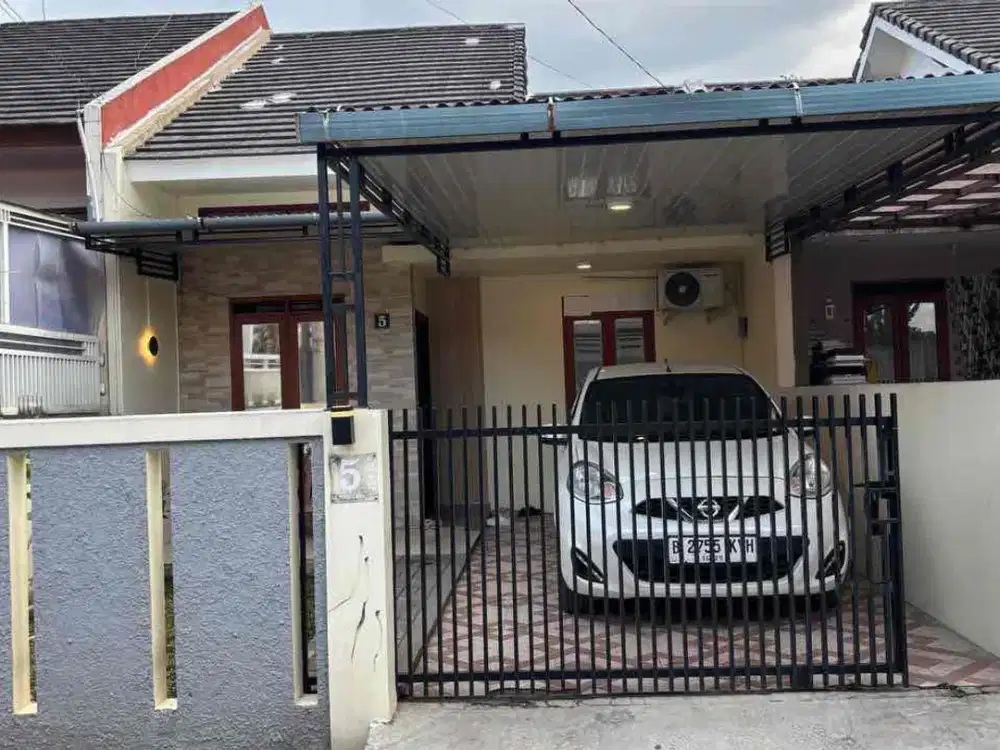 Dijual Rumah Cantik dan Luas Harga 1.15 di Arcamanik Bandung Timur