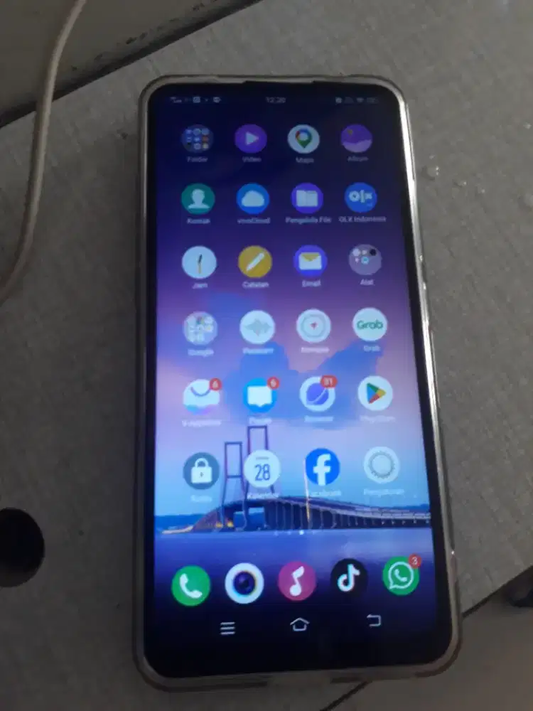 Jual santai hp vivo v15pro