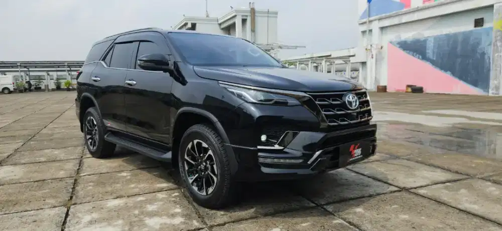 ( TDP 34 JUTA) TOYOTA FORTUNER 2.8 GR SPORT AT 2022 ISTIMEWA